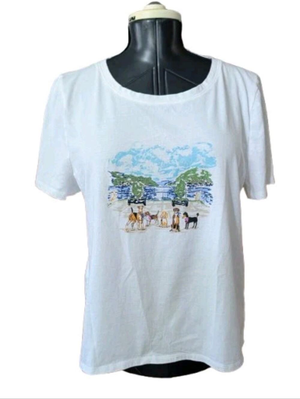 Women's Talbot’s White Tee Cotton Colorful Graphic Dog Scene Sz XL